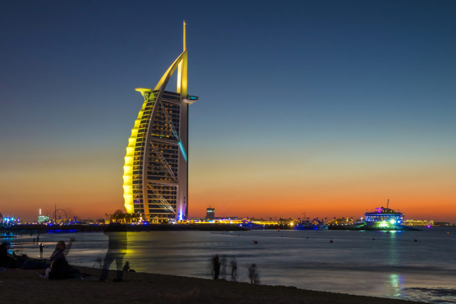 المناطق الحرة الكبرى في الإمارات