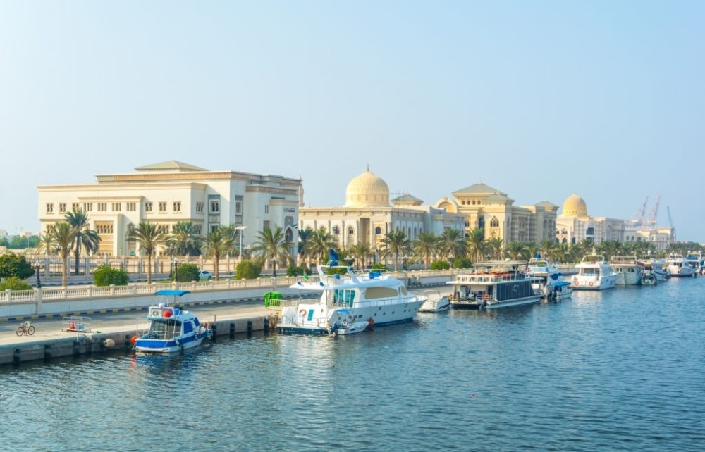 تأسيس شركة في الشارقة
